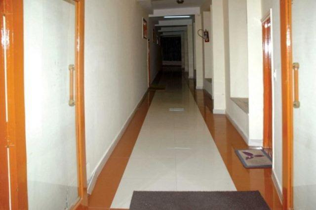 Hotel Sitara International Manāli Extérieur photo