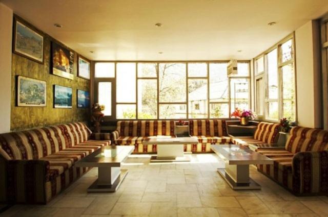 Hotel Sitara International Manāli Extérieur photo