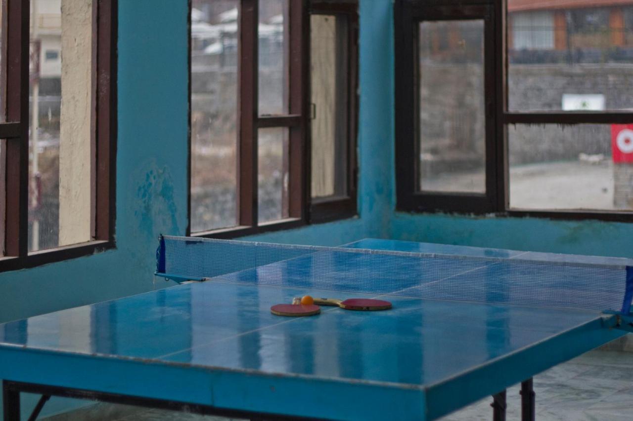 Hotel Sitara International Manāli Extérieur photo