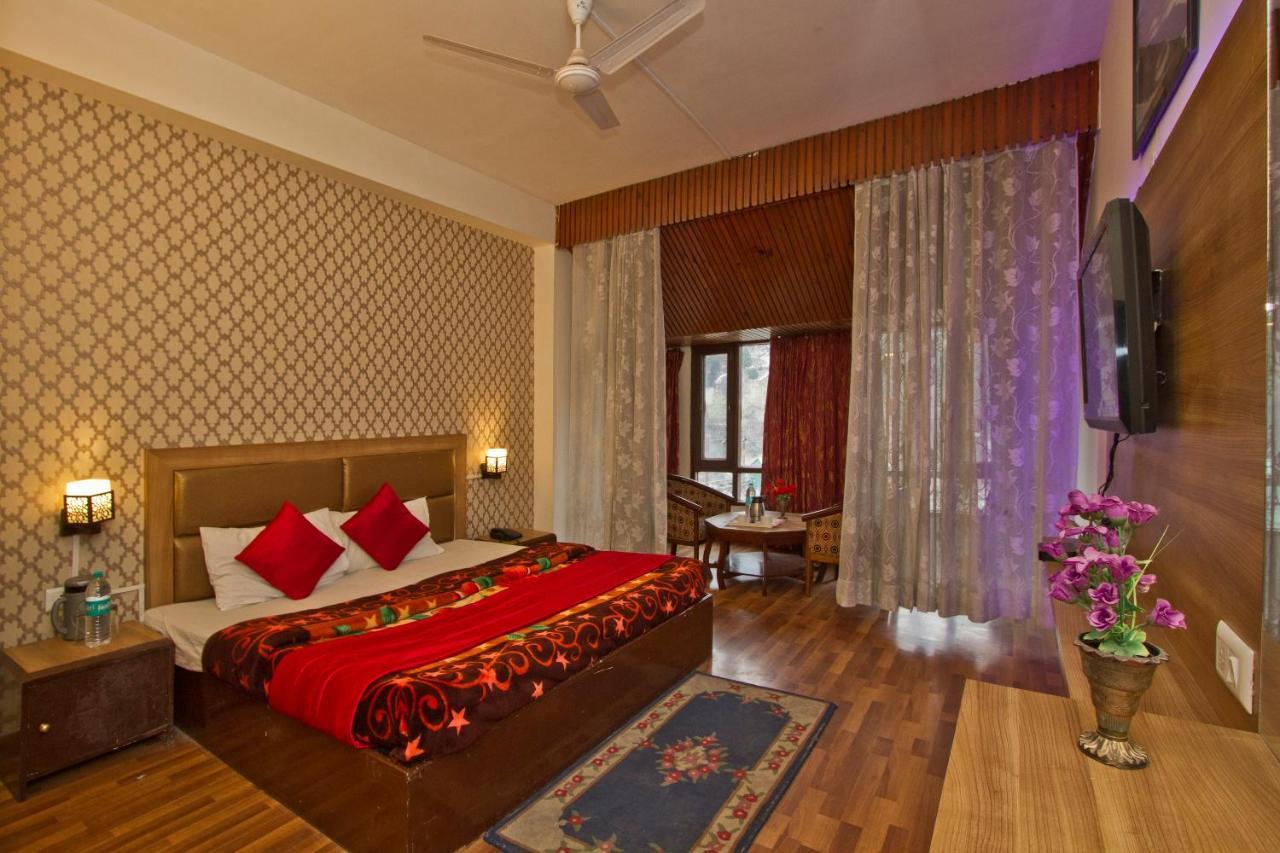 Hotel Sitara International Manāli Extérieur photo