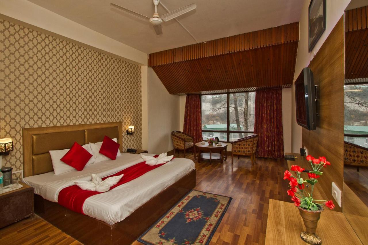 Hotel Sitara International Manāli Extérieur photo