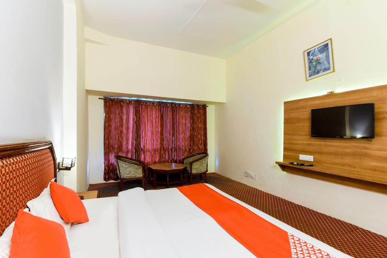 Hotel Sitara International Manāli Extérieur photo