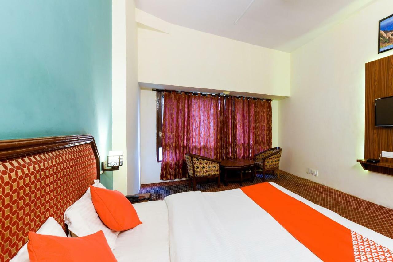 Hotel Sitara International Manāli Extérieur photo