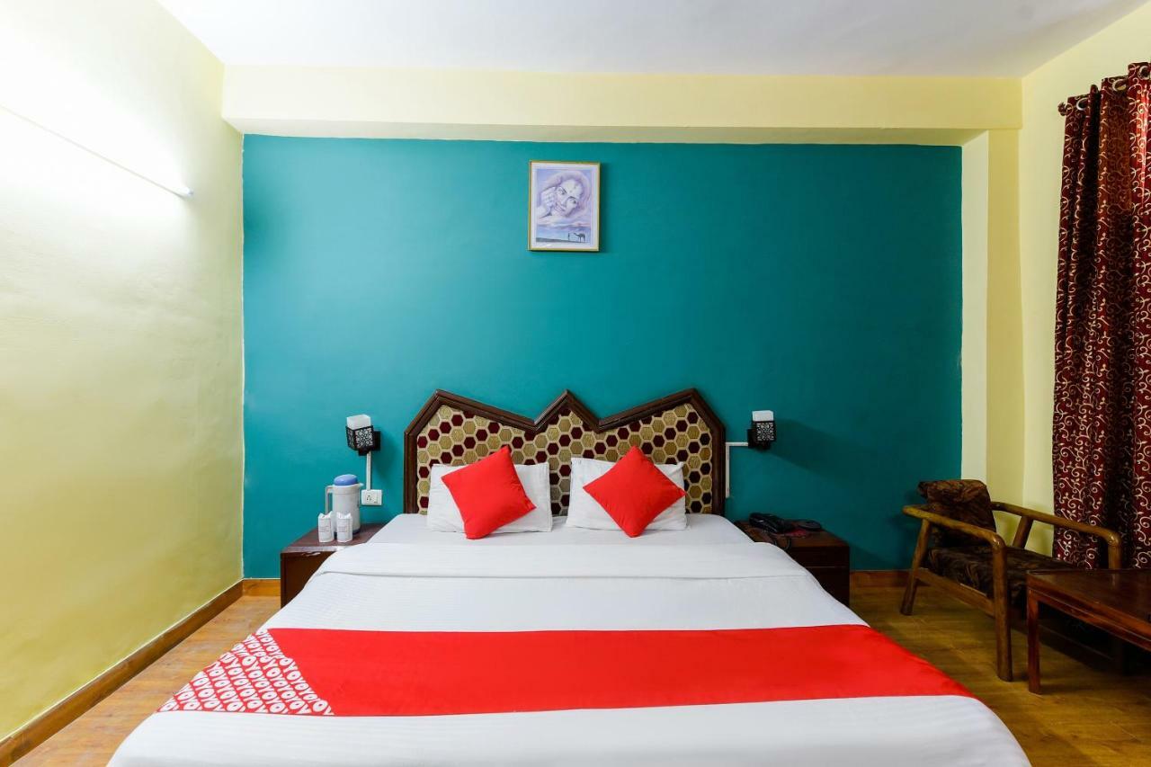 Hotel Sitara International Manāli Extérieur photo